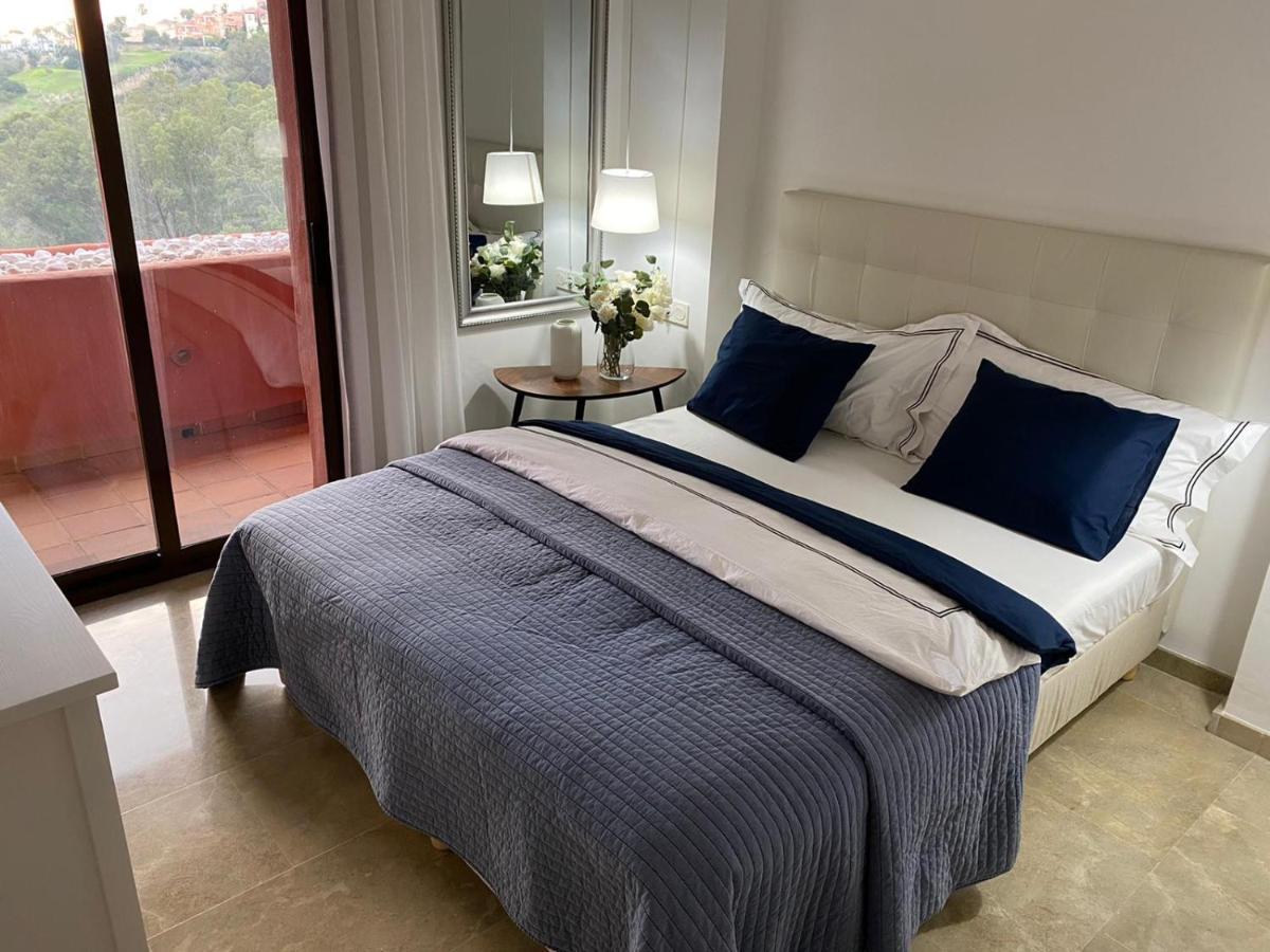 Apartament 15 First Line Penthouse With Wonderful Seaview Near Duquesa Golf Manilva Andalucia Zewnętrze zdjęcie